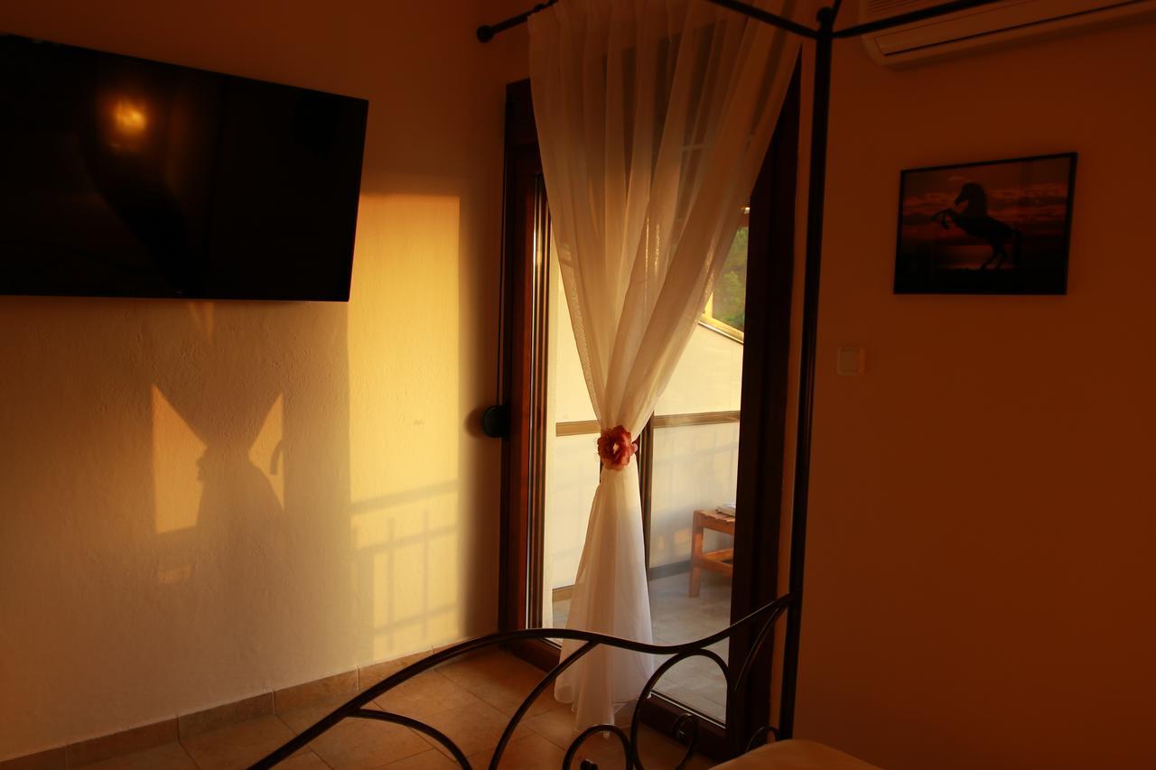 Katina'S House Apartment Vourvourou Exterior photo